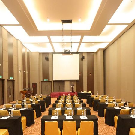 Villea Rompin Resort & Golf Kuala Rompin Ngoại thất bức ảnh